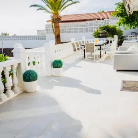Villa Palms Callao Salvaje