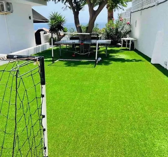 Palms Villa *